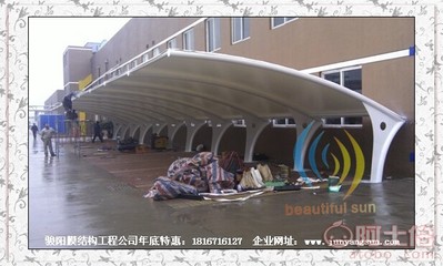 【自貢拉膜安裝、自貢膜結構汽車棚|自行車棚設計