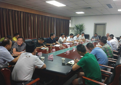 傾聽(tīng)心聲 共商自貢彩燈文化產(chǎn)業(yè)發(fā)展--市委常委、常務(wù)副市長(zhǎng)王猛主持召開(kāi)專(zhuān)題座談會(huì) - 文化產(chǎn)業(yè) - 自貢市政府網(wǎng)站集約化平臺(tái)